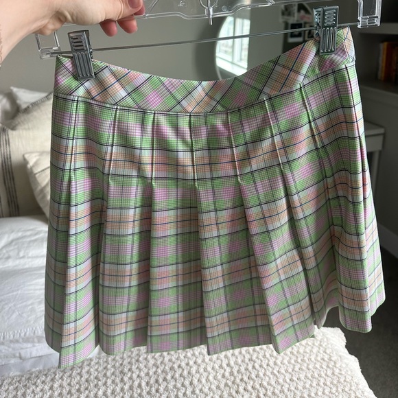 NEVER WORN Sun-Deh Plaid Skirt (Aritzia Brand) - Picture 1 of 2